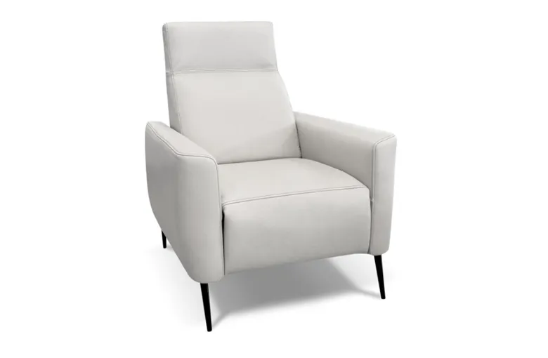 Bracci Quickship Geki Recliner