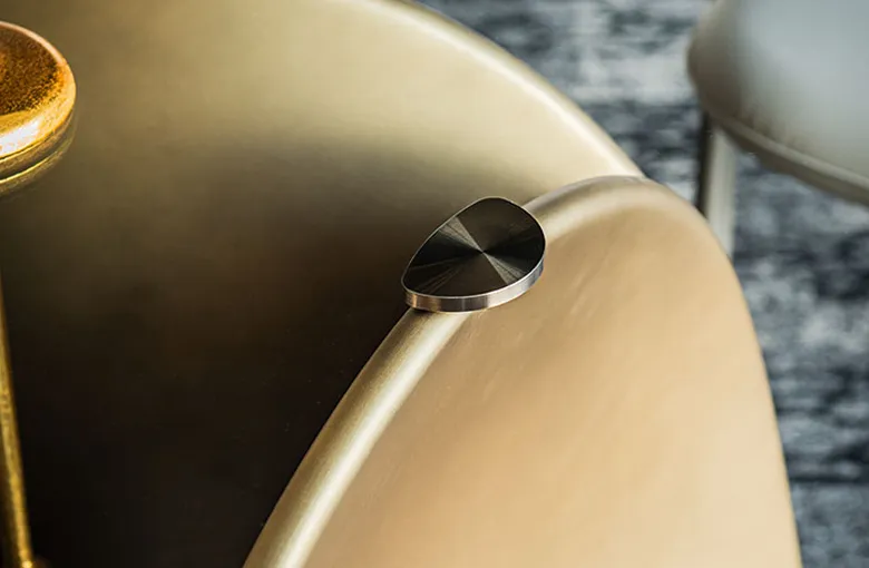 Cattelan Maxim Round Dining Table