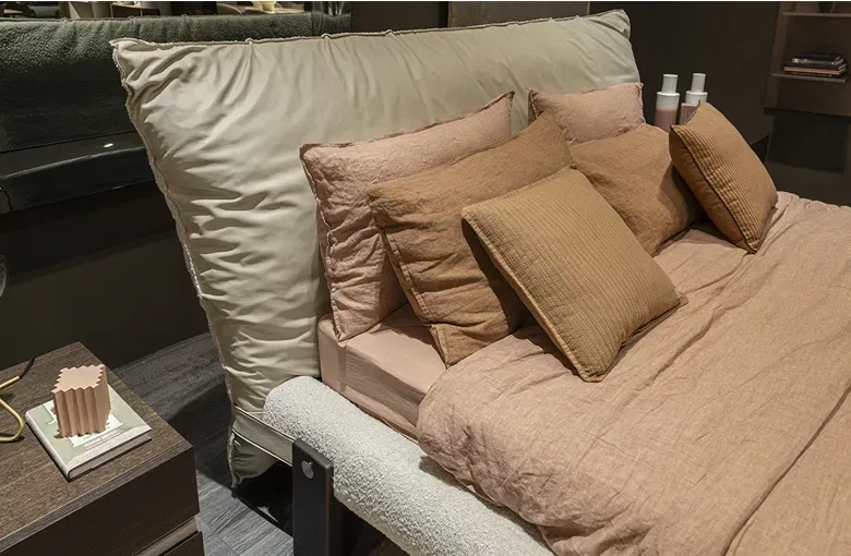 Cattelan Pascal Bed Mixed