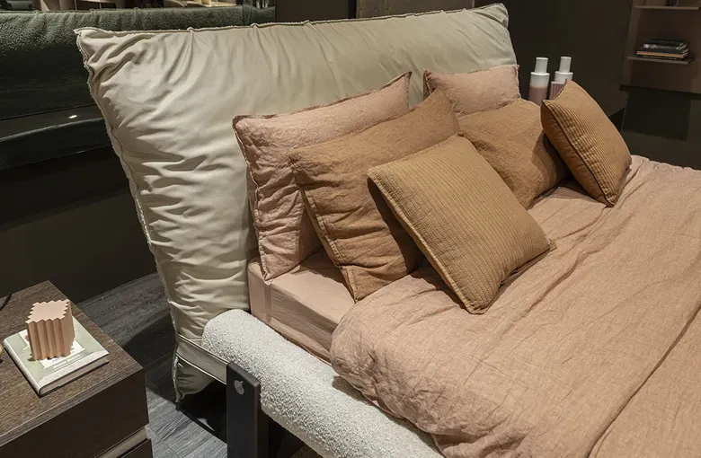 Cattelan Pascal Bed
