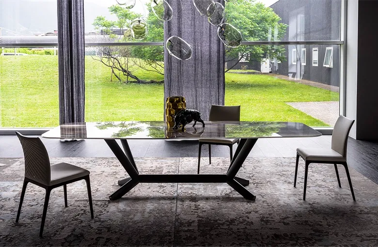 Cattelan Planer Crystalart Dining Table