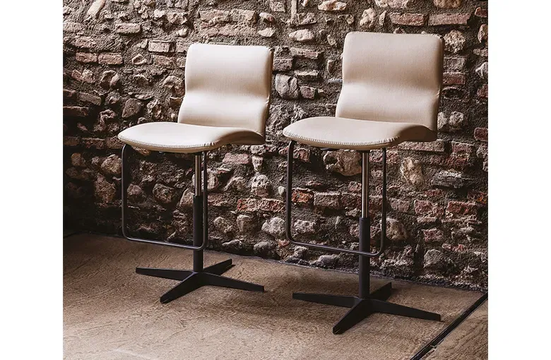 Cattelan Victor Stool