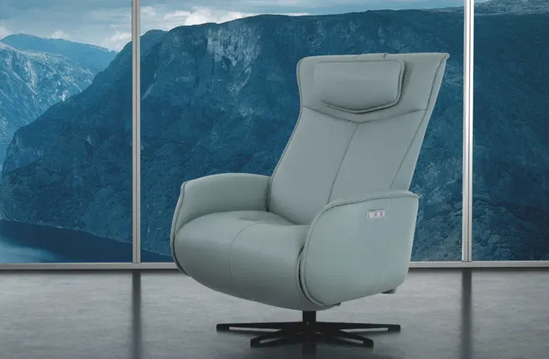 Fjords Quickship Axel Recliner