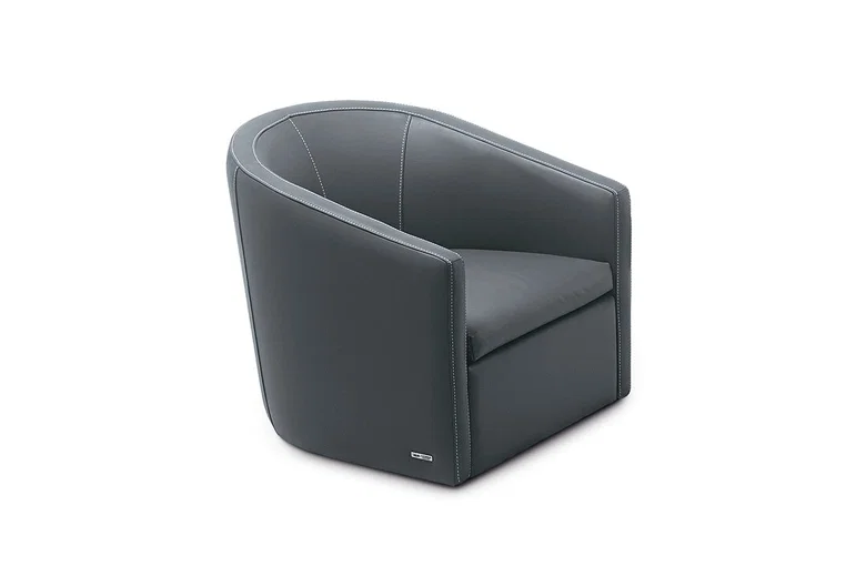 Gamma Pretty Lounge Chair