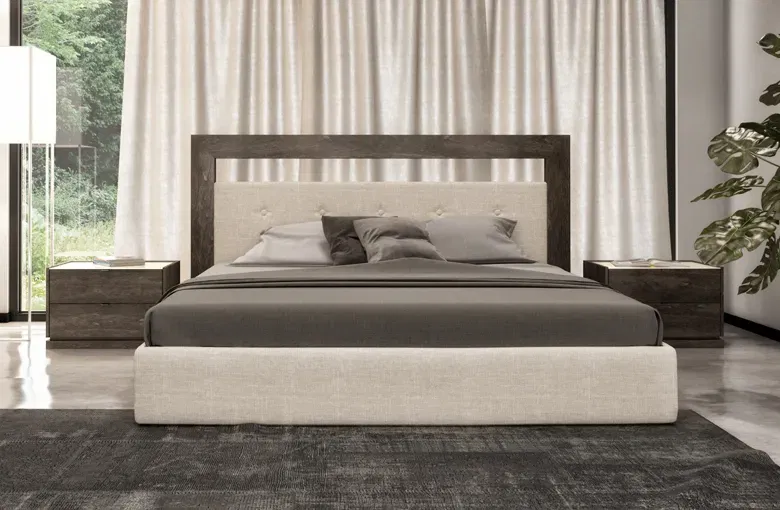 Huppe Cloe Upholstered Bed