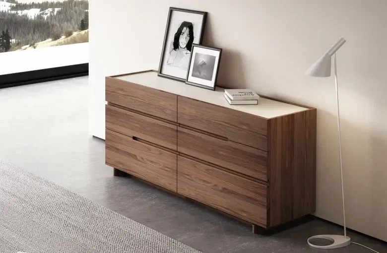 Huppe Nelson Dresser