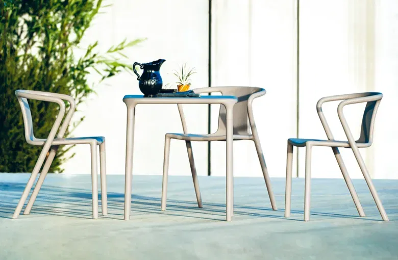 Magis Air Arm Dining Chair