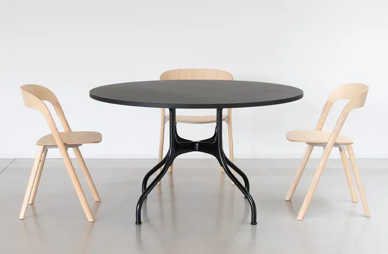 Magis Mila Round Dining Table