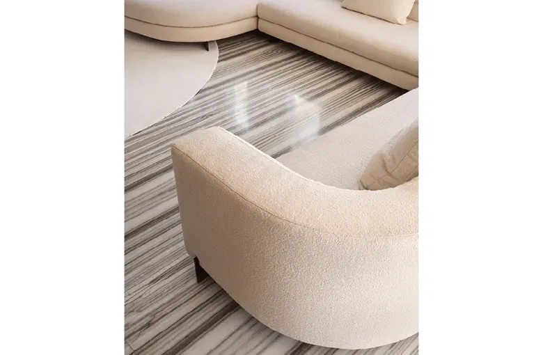Nicoline Aura Collection