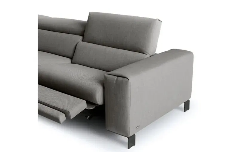 Nicoline Papillon Recliner Collection
