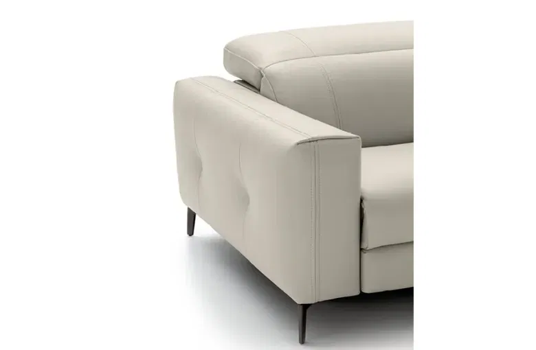 Nicoline Pisa Recliner Collection