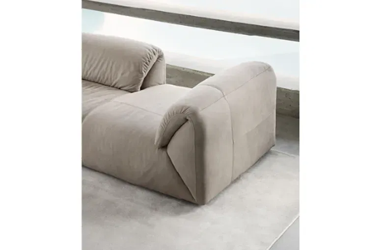 Nicoline Play Collection