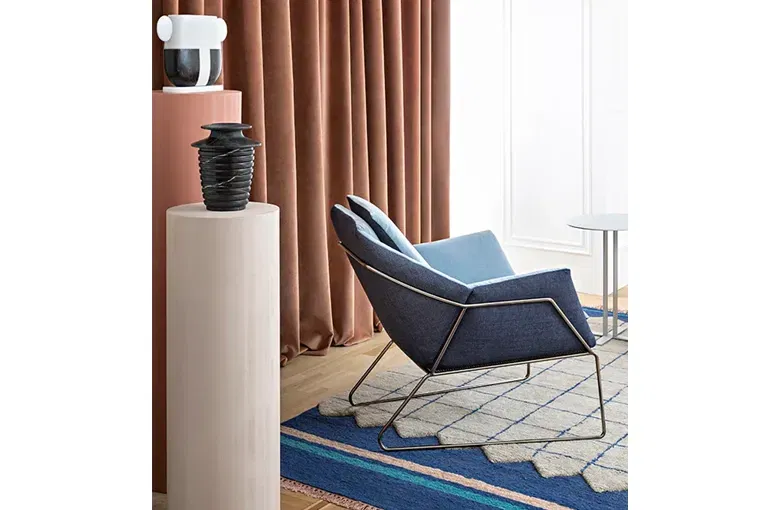 Saba Quickship New York Lounge Chair Quickship